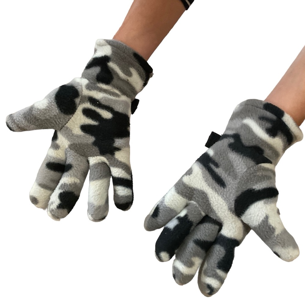 FREE with purchase: Sport black, grey, white fleece gloves with velcro at wrist. - Picture 2 of 8